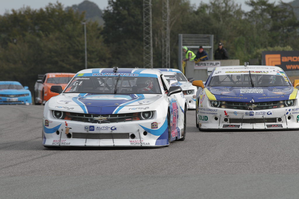 John Nielsen vandt efter en kamp for at holde det unge talent Dennis Lind bag sig
(Foto: Motorsporten.dk)